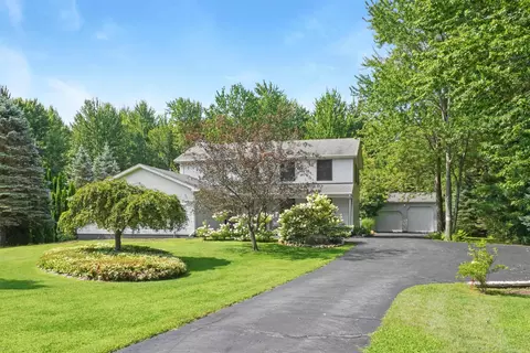 4399 Pine Grv, Fort Gratiot, MI 48059