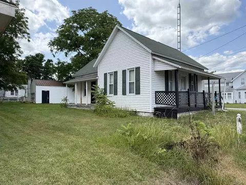5931 W Houghton Lk, Houghton Lake, MI 48629