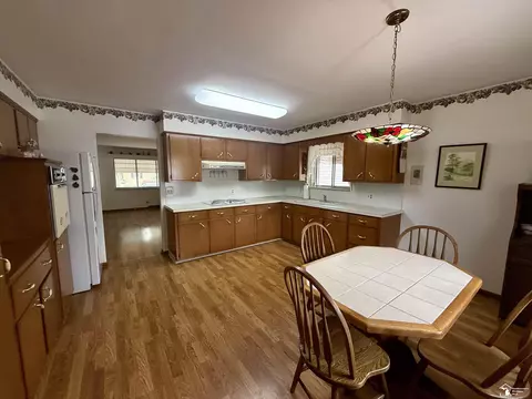 Kitchen - 712 Wolverine, Monroe, MI 48161 photo 2 of 6