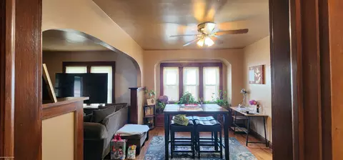 Entry Way - 320 E Prospect, Jackson, MI 49203 photo 5 of 7