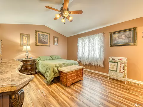 Bedroom - 1643 Spaulding, Monroe, MI 48162 photo 3 of 6