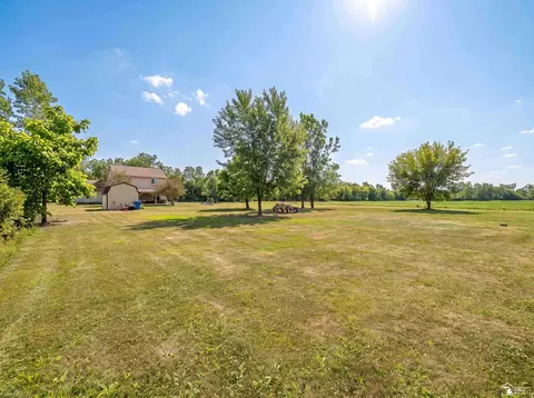 Exterior - 1643 Spaulding, Monroe, MI 48162 photo 5 of 10