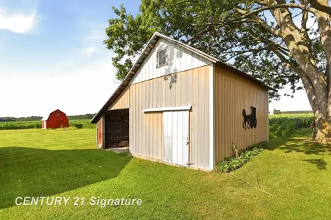 Exterior - 22335 Ederer, Merrill, MI 48637 photo 13 of 23