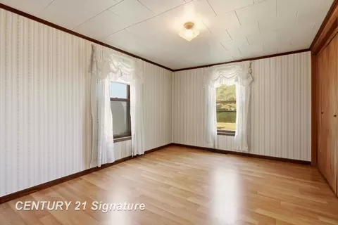 Bedroom - 22335 Ederer, Merrill, MI 48637 photo 1 of 7