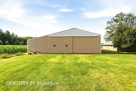 Exterior - 22335 Ederer, Merrill, MI 48637 photo 8 of 23