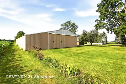 Exterior - 22335 Ederer, Merrill, MI 48637 photo 9 of 23