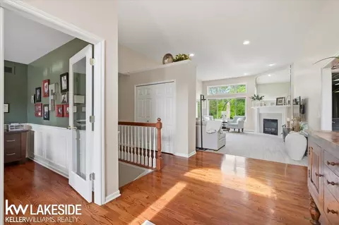 Entry Way - 49110 Lehr, Macomb, MI 48044 photo 2 of 3
