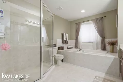 Bath - 49110 Lehr, Macomb, MI 48044 photo 1 of 5