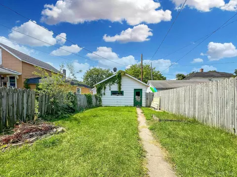 Exterior - 308 S 8th, Escanaba, MI 49829 photo 2 of 3