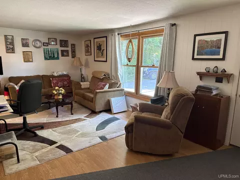 Living - 311 Chestnut, Munising, MI 49862 photo 2 of 3