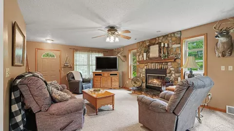 Living - 4073 Bernthal, Standish, MI 48658 photo 2 of 3