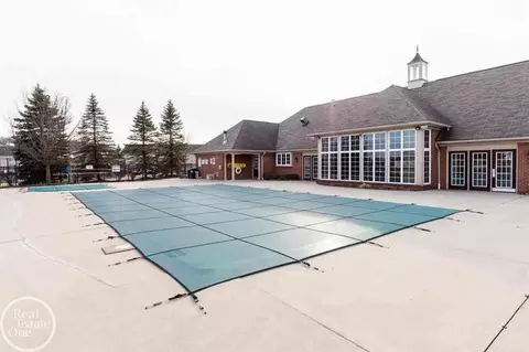 Exterior - 52164 Naugatuck, Macomb, MI 48042 photo 4 of 5