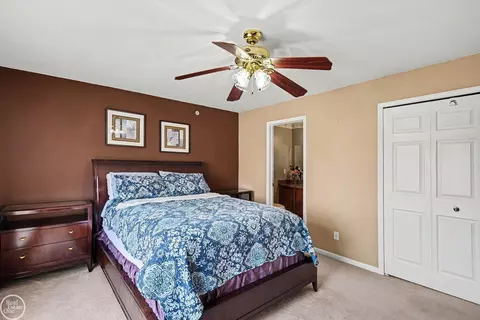 Bedroom - 52164 Naugatuck, Macomb, MI 48042 photo 2 of 3