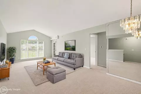 Living - 52164 Naugatuck, Macomb, MI 48042 photo 3 of 3