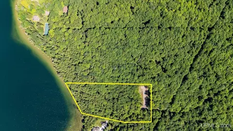 578 Pentoga, Crystal Falls, MI 49920