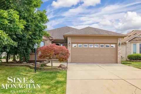 15694 Quarter Horse, Clinton Township, MI 48035