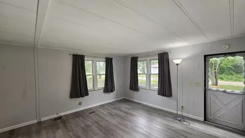 Living - 4906 E Walnut, Beaverton, MI 48612 photo 1 of 1