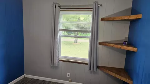 Bedroom - 4906 E Walnut, Beaverton, MI 48612 photo 2 of 3