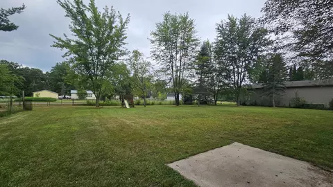 Exterior - 4906 E Walnut, Beaverton, MI 48612 photo 3 of 13