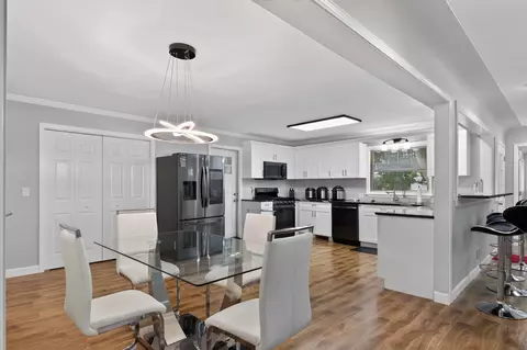 Dining - 3925 Woods, Gladwin, MI 48624 photo 1 of 6