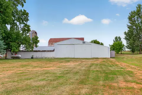 Exterior - 3925 Woods, Gladwin, MI 48624 photo 22 of 25