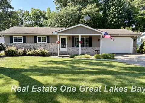 3827 S Hartford, Saginaw, MI 48603