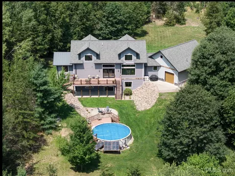 122 Norway, Marquette, MI 49855