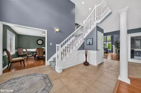 Entry Way - 55582 Caesars, Shelby Township, MI 48315 photo 3 of 7