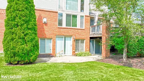 Exterior - 55582 Caesars, Shelby Township, MI 48315 photo 7 of 17