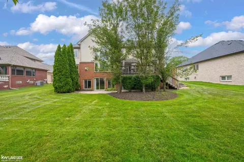 Exterior - 55582 Caesars, Shelby Township, MI 48315 photo 9 of 17