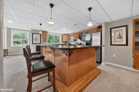 Kitchen - 55582 Caesars, Shelby Township, MI 48315 photo 9 of 11