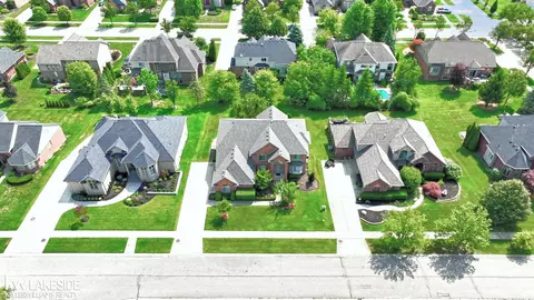 View/Area - 55582 Caesars, Shelby Township, MI 48315 photo 11 of 13
