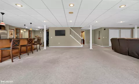 Living - 55582 Caesars, Shelby Township, MI 48315 photo 5 of 5
