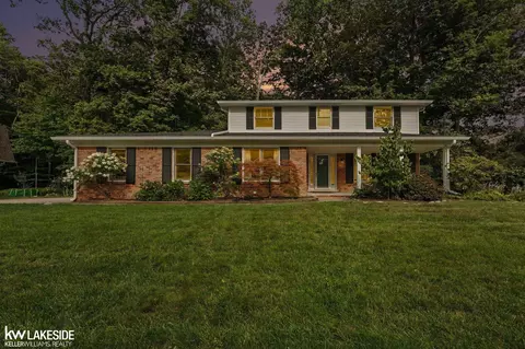 47934 Liberty, Utica, MI 48315
