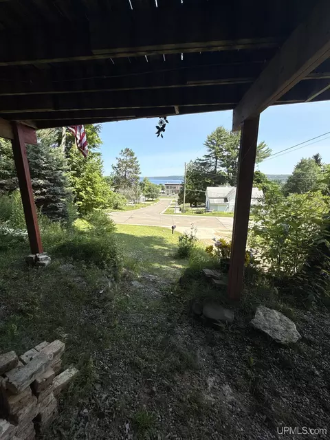 Exterior - 304 Oak, Munising, MI 49862 photo 2 of 10