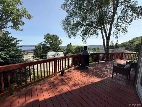 Exterior - 304 Oak, Munising, MI 49862 photo 3 of 10