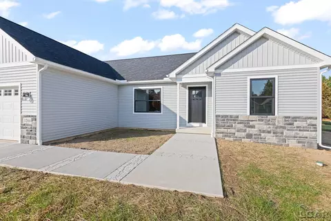 Exterior - 3200 Pender, Adrian, MI 49221 photo 6 of 9