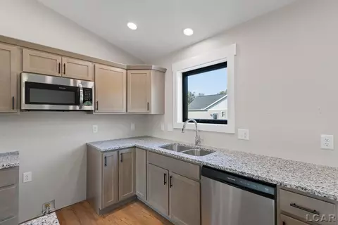 Kitchen - 3200 Pender, Adrian, MI 49221 photo 5 of 5