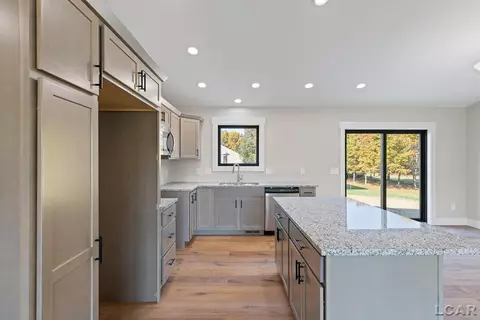 Kitchen - 3200 Pender, Adrian, MI 49221 photo 3 of 5