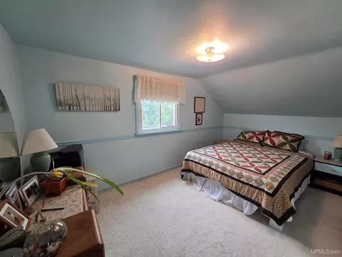 Bedroom - 1903 Prairie, Ishpeming, MI 49849 photo 7 of 7