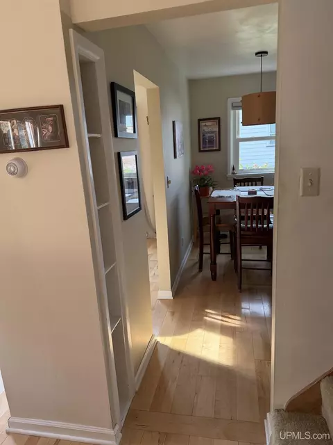 Entry Way - 1903 Prairie, Ishpeming, MI 49849 photo 1 of 4
