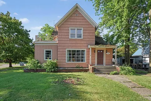 Exterior - 526 E Cedar, Standish, MI 48658 photo 1 of 3