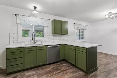 Kitchen - 154 Westmore, Yale, MI 48097 photo 3 of 3