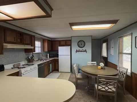 Kitchen - 1934 Edwin, Harrison, MI 48625 photo 2 of 2