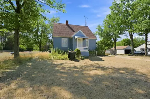 5747 S Sheridan, Muskegon, MI 49444