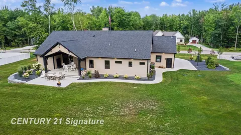 Exterior - 3568 E Douglas, Midland, MI 48642 photo 1 of 7