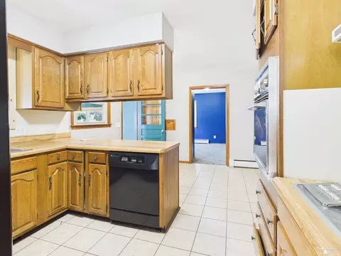 Kitchen - 855 Mildred, Temperance, MI 48182 photo 5 of 5