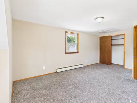 Bedroom - 855 Mildred, Temperance, MI 48182 photo 11 of 15