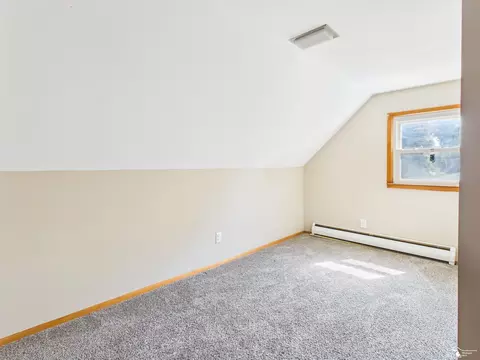 Bedroom - 855 Mildred, Temperance, MI 48182 photo 13 of 15