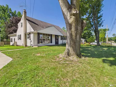 Exterior - 855 Mildred, Temperance, MI 48182 photo 3 of 11